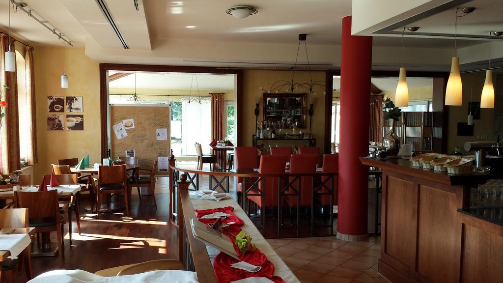 Hotel Restaurant Am Pfauenhof Квакенбрюк Экстерьер фото